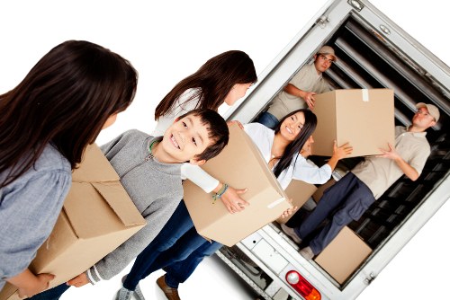 Professional packing and unpacking services in Queenspark for a smooth home move