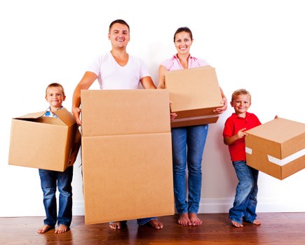 Packing rooms efficiently for home moves in Queenspark