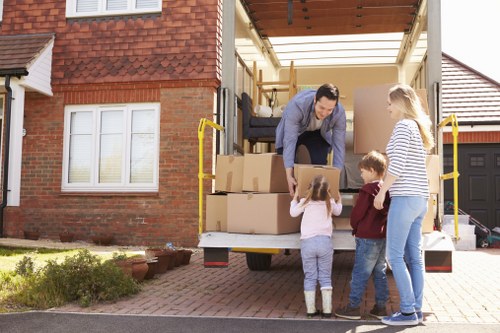 Secure Queenspark Movers online payment gateway with encryption and card options