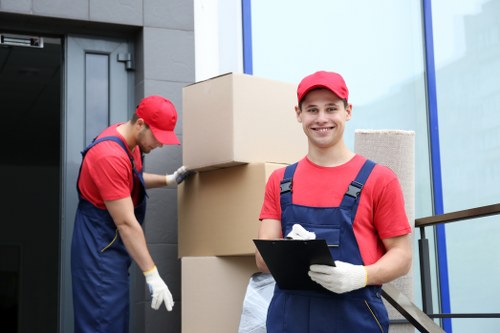 Professional house removals planning in Queenspark