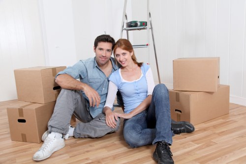 Careful loading of household furniture for a Queenspark move