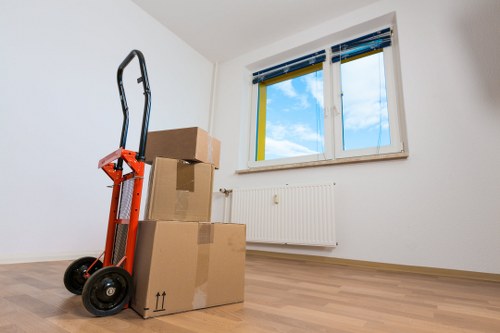 Budget-friendly removal truck hire options in Queenspark