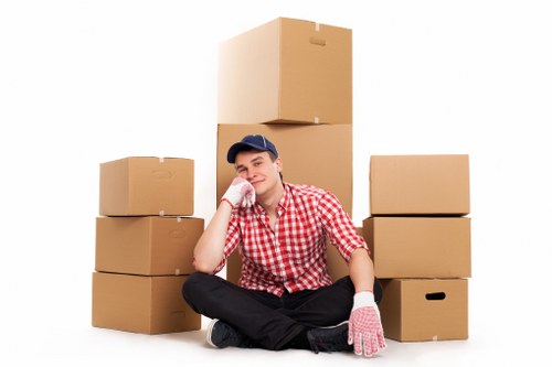 Free quote concept for Queens Park Movers with packing boxes and checklist