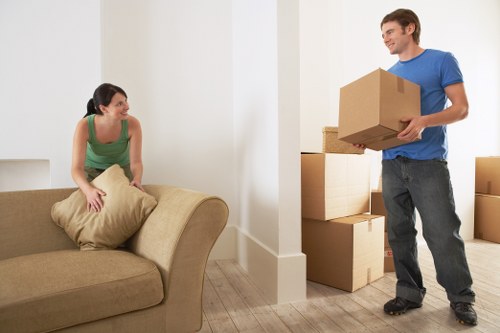 Packing supplies and organised flat moving setup for Queenspark relocation